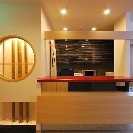 Park Hotel Pinza Icsinomija Kültér fotó