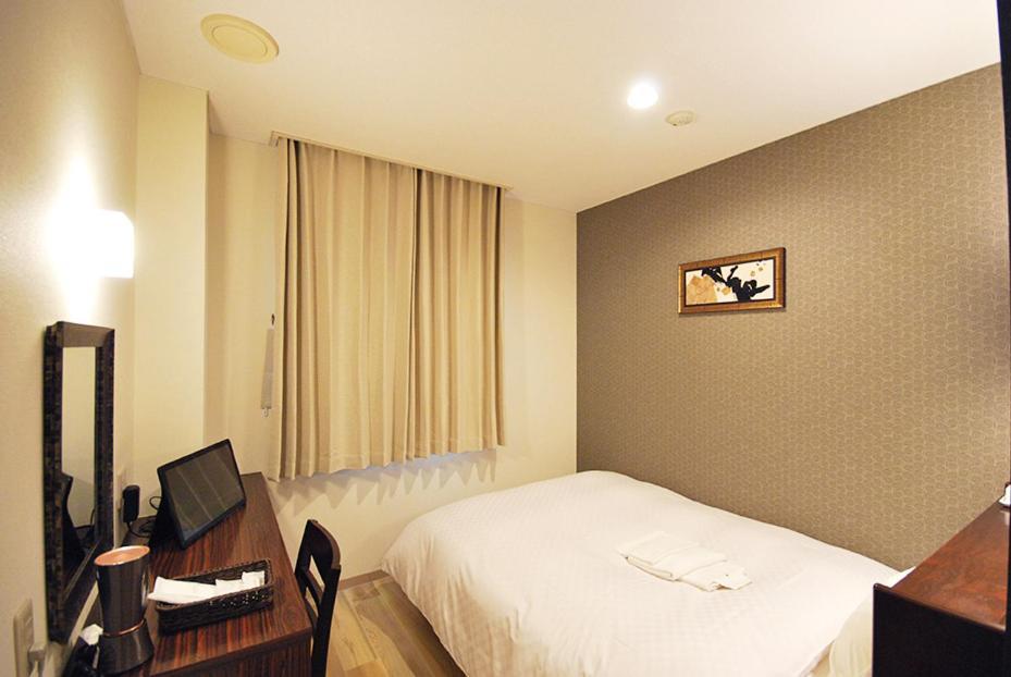 Park Hotel Pinza Icsinomija Kültér fotó